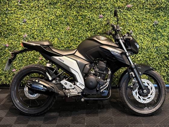 YAMAHA FZ25 FAZER ABS 
